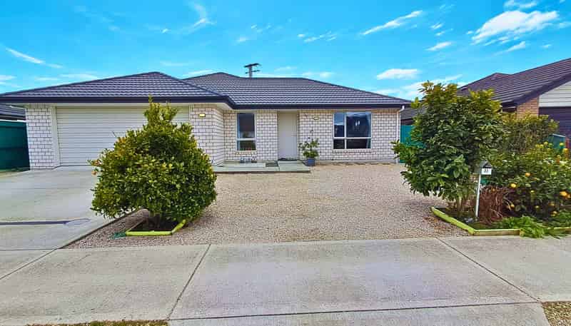 33 Midlane Crescent, Richmond