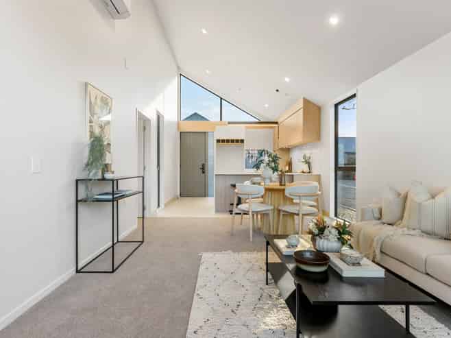 6/124 Edinburgh Street, Pukekohe