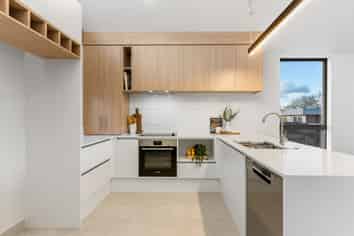 6/124 Edinburgh Street, Pukekohe