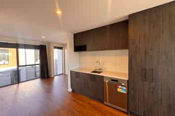 5/333 Lincoln Road, Addington