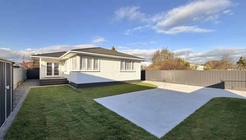 30 Field Street, Aramoho