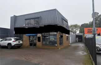 Functional Frankton Office Warehouse