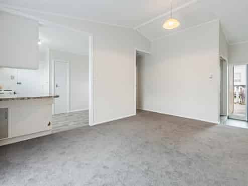 b/228 Clayton Road , Western Heights