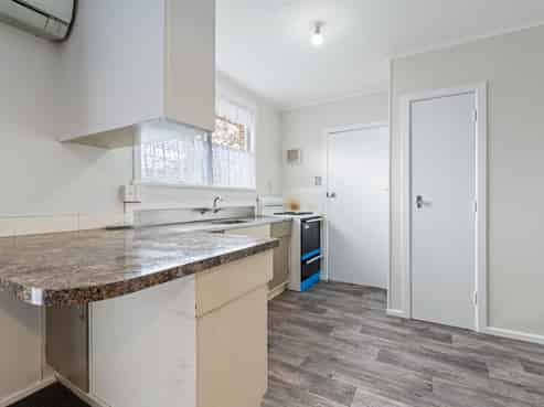 b/228 Clayton Road , Western Heights