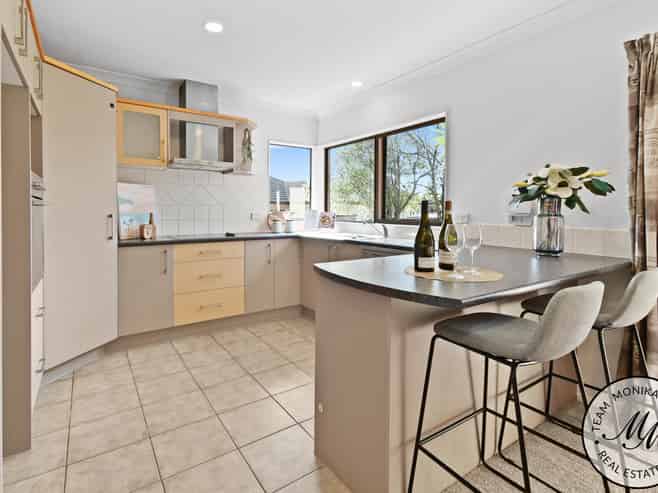 3 Orbit Place, Flat Bush