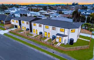 8C Von Sturmer Street, Mangere East