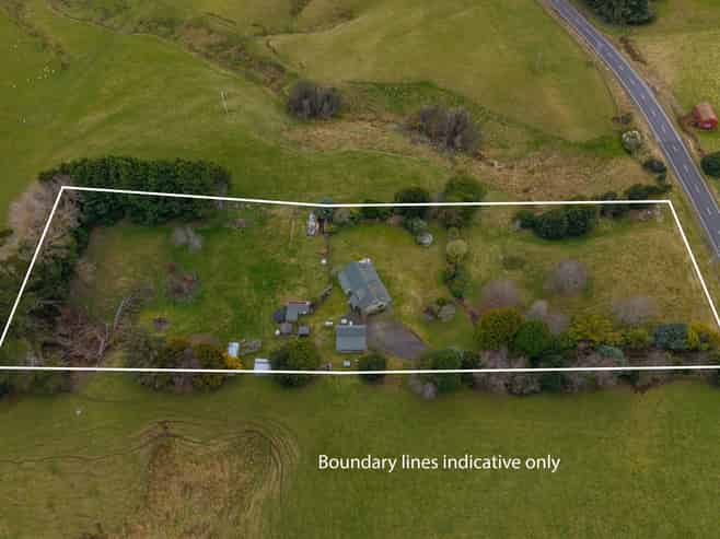 2265 State Highway 49, Rangataua