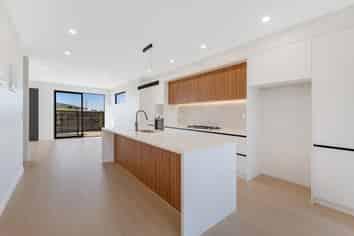 2/57 Tahetoka Street, Westgate