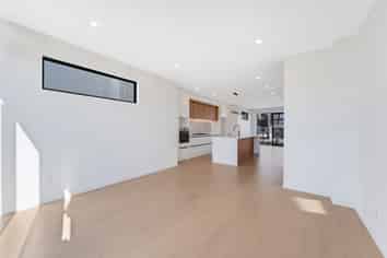 2/57 Tahetoka Street, Westgate