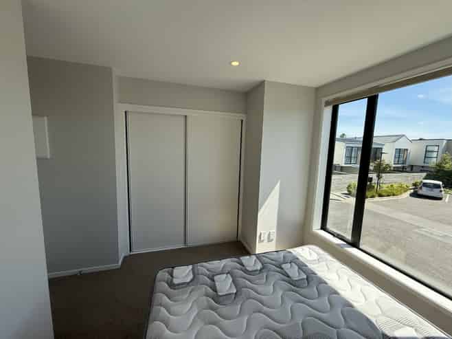 4/16 Parson Lane, Papatoetoe