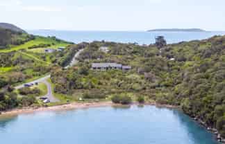 30 Deep Bay Road, Stewart Island