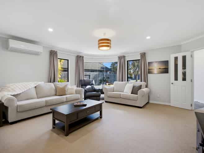 3 Nicole Place, Papamoa Beach