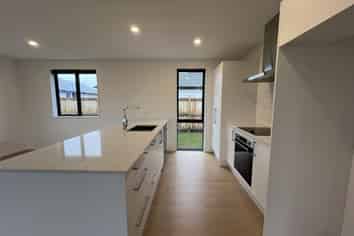 4 River Stone Drive, Halswell