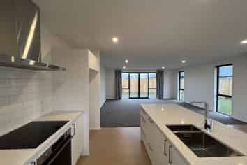 4 River Stone Drive, Halswell