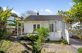 23 Pleasant Street, Onehunga