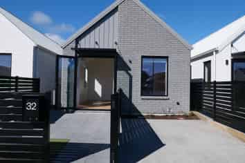32/160 Mazengarb Rd, Paraparaumu