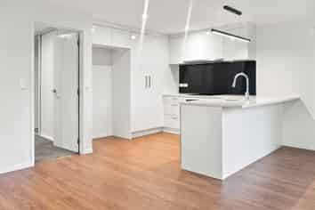 140A Spinella Drive, Bayview