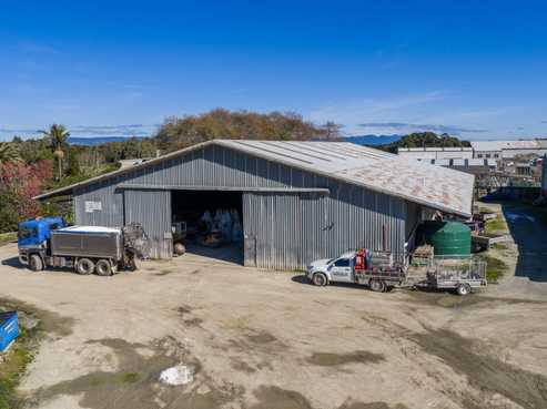 OVER 1800 SQM OF HIGH STUD FLOOR AREA
