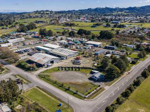 OVER 1800 SQM OF HIGH STUD FLOOR AREA
