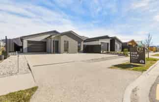10 Waddell Street, Lake Hawea