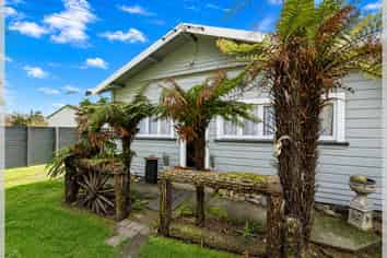 11 Anga Street, Tangimoana
