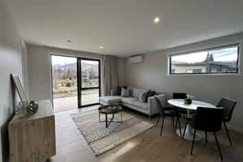19A Walton Way, Lower Shotover