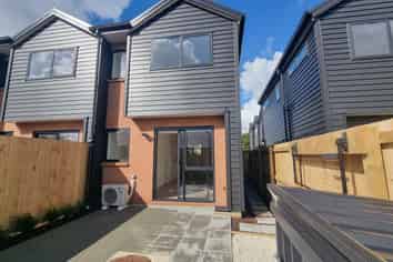 7/25 Childs Avenue, Pukekohe