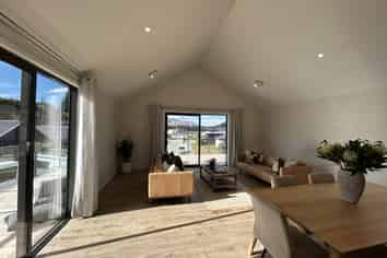19 Walton Way, Lower Shotover