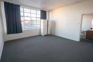 8/53 Bond street, Dunedin Central