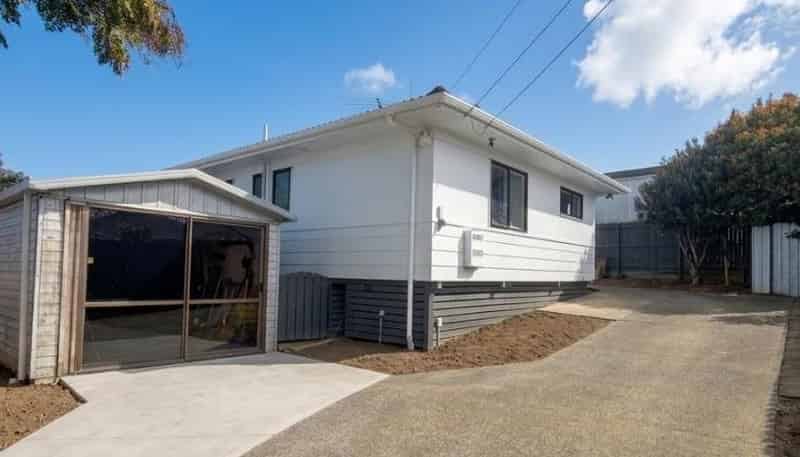 2/23 Bernina Place, Weymouth
