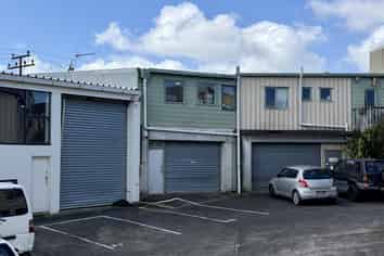 Flexible Storage Space with Private Yard | 200m2