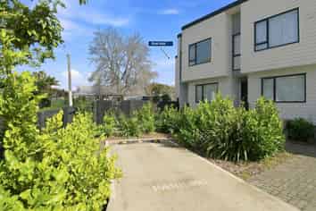 18A Larissa Avenue, Henderson