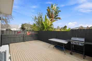 18A Larissa Avenue, Henderson