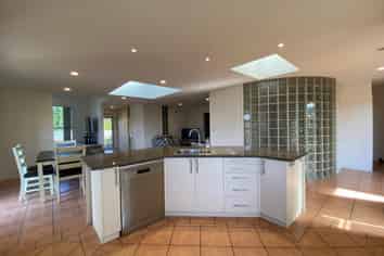 18 Waru Nui Court, Orewa