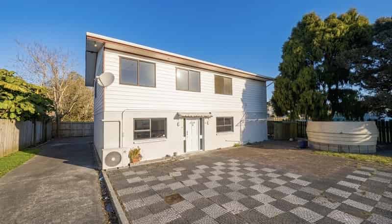 74B May Road, Mount Roskill