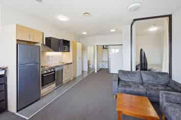 308/17 Putney Way, Manukau