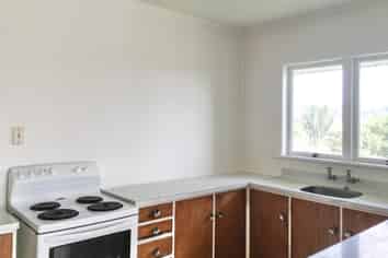2/231 E Titirangi Road, Titirangi