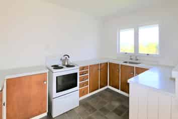 2/231 E Titirangi Road, Titirangi
