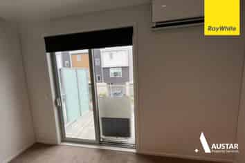 12 Ceramic Lane, New Lynn