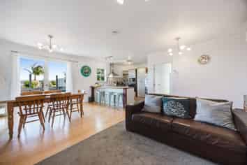 38 Fidelis Avenue, Snells Beach
