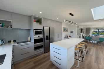 20  Sunrise Avenue , Mount Maunganui