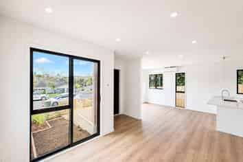 49 Centorian Drive, Windsor Park