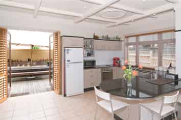 17A Hillsborough Road, Three Kings