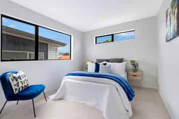 4035F Great North Road, Glen Eden