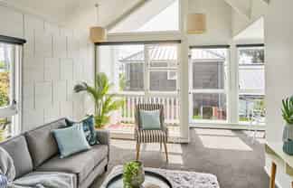 3 Kowhai Street, Eastbourne
