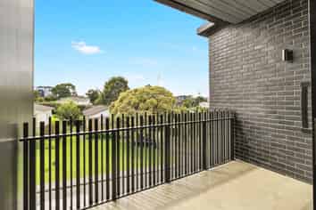 203/8A Ko Street, Northcote