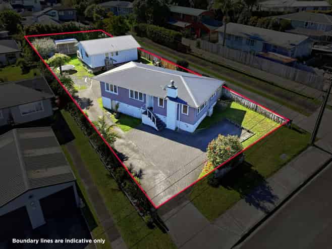 57 Chorley Avenue, Massey