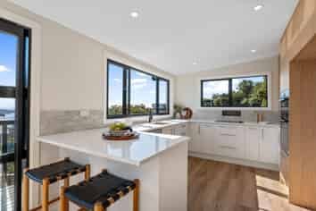 167 Soleares Av, Mount Pleasant