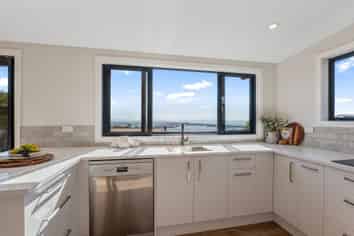 167 Soleares Av, Mount Pleasant