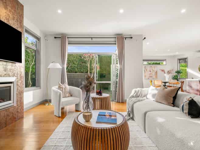4C Waiatarua Road, Remuera